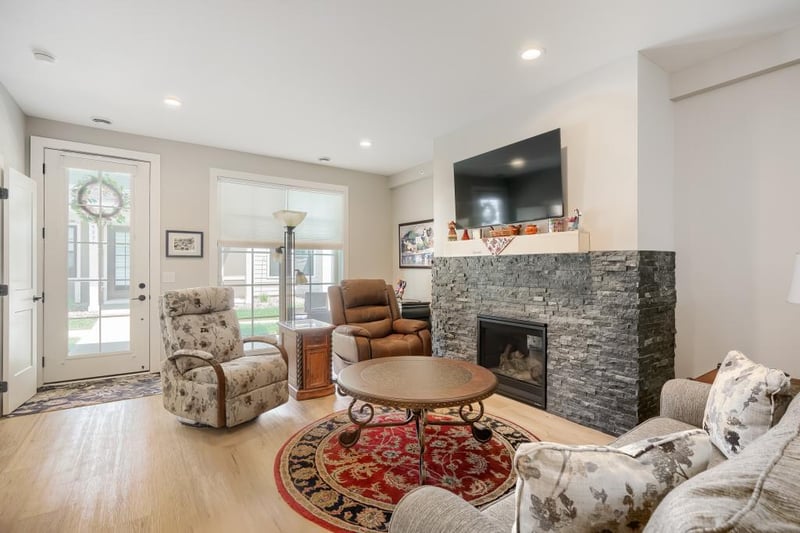 5075 216th St W, Farmington, MN 55024