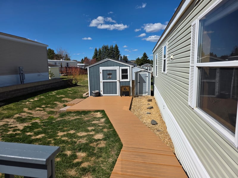 11 Holly Ln, Duluth, MN 55810