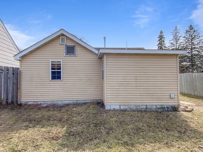 5 8th St NW, Buffalo, MN 55313