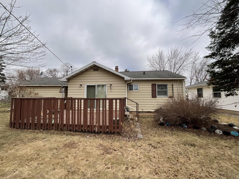 408 E 32nd St, Hibbing, MN 55746