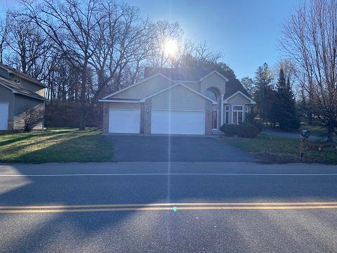 818 Sterling St S, Maplewood, MN 55119