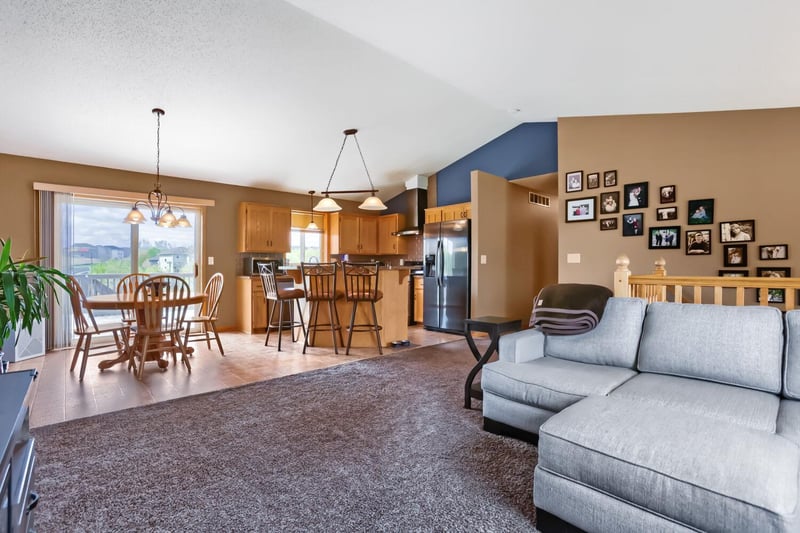 7549 Ohland Ave NE, Elk River, MN 55330