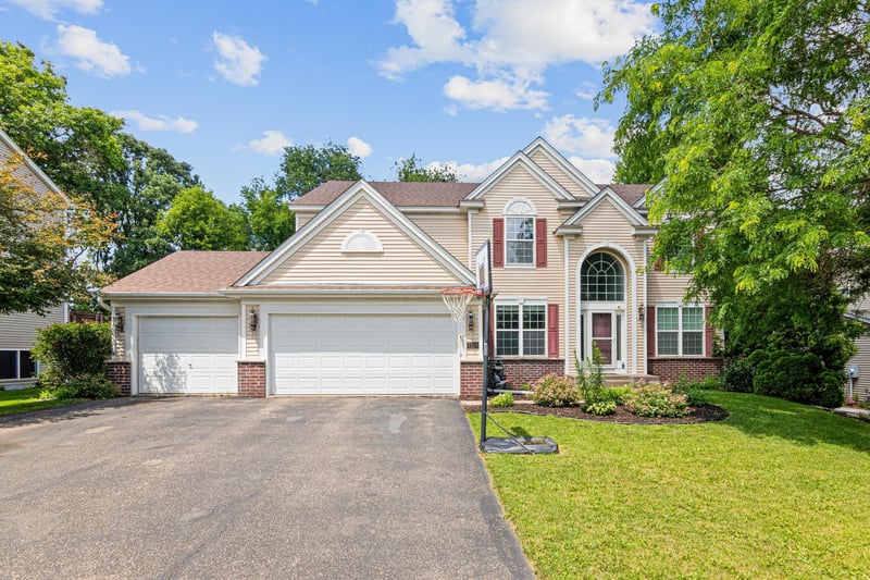 7128 Timber Crest Dr S, Cottage Grove, MN 55016