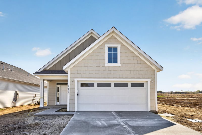1805 Lynx Pl SE, Pine Island, MN 55963