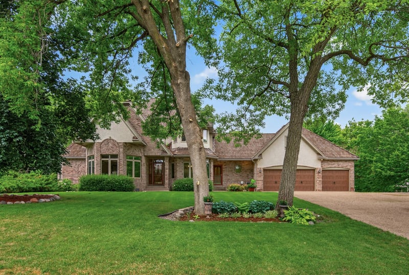 2300 Wildwood Ct, Burnsville, MN 55306