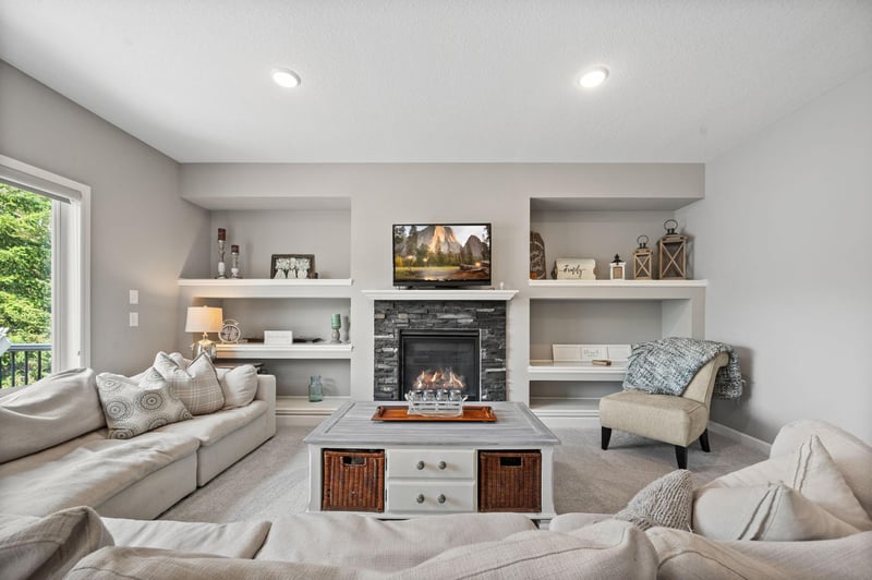 5281 E County Line Rd, White Bear Lake, MN 55110