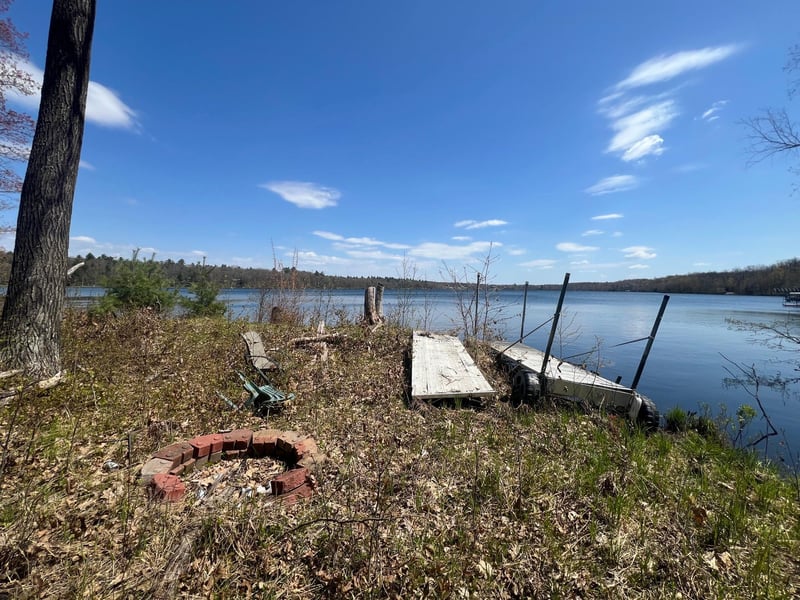N4365 Red Oak Ln, Stone Lake, WI 54876