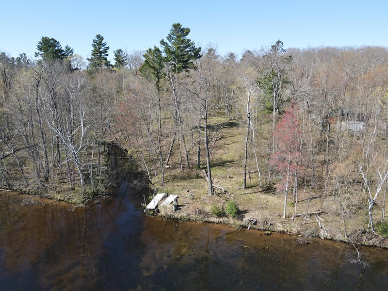 N4365 Red Oak Ln, Stone Lake, WI 54876