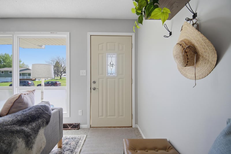 315 Rena Belle St NW, Eyota, MN 55934