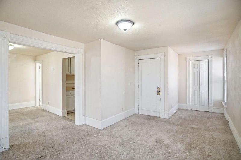 658 Hague Ave, Saint Paul, MN 55104