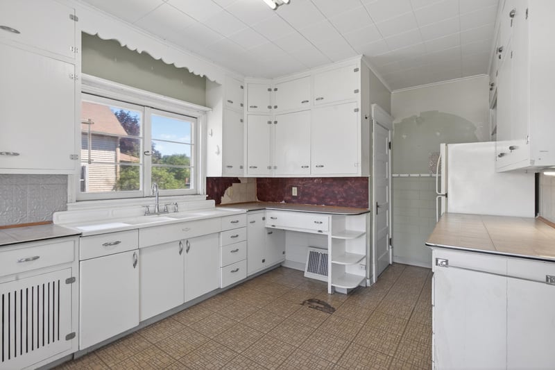 300 4th Ave S, South Saint Paul, MN 55075