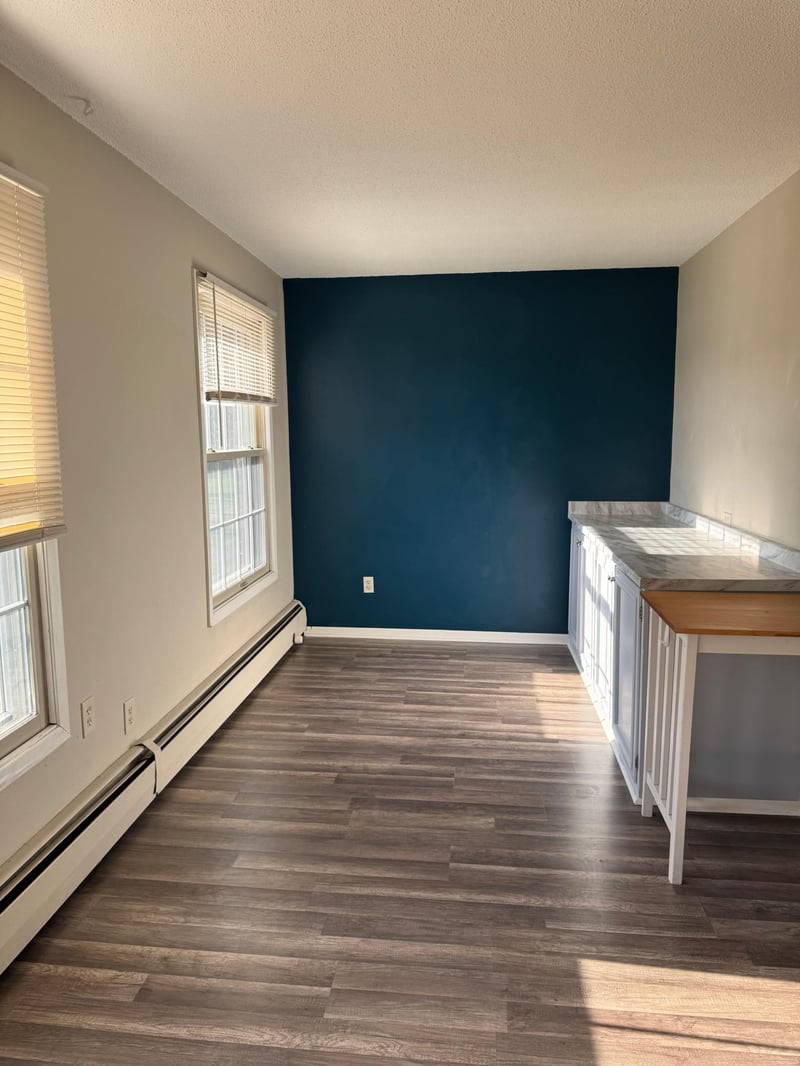 1001 11th Ave S #5, Hopkins, MN 55343