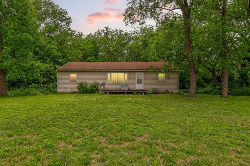16616 260th Ave, New Richland, MN 56072