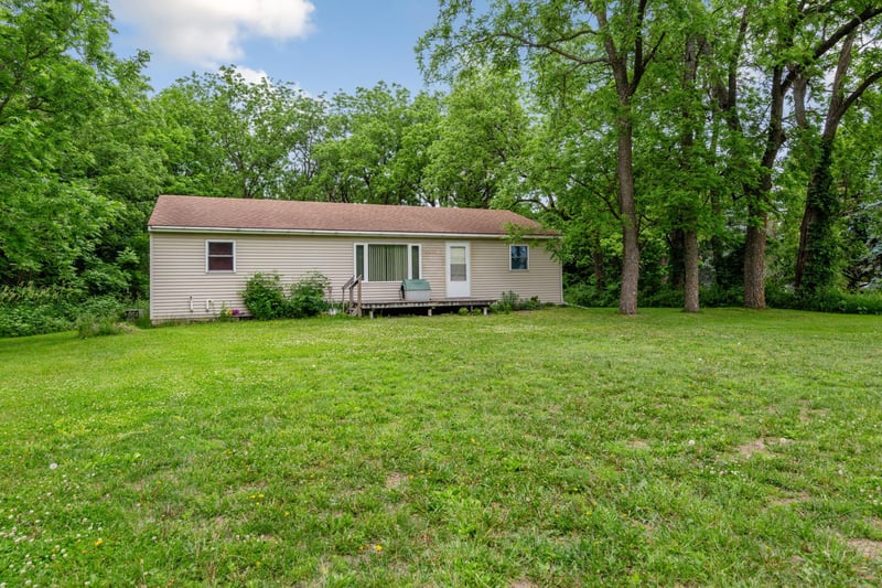 16616 260th Ave, New Richland, MN 56072