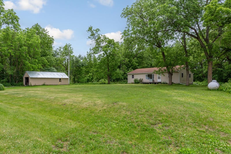 16616 260th Ave, New Richland, MN 56072