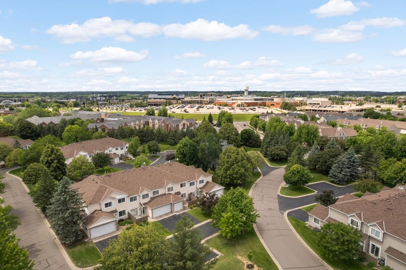 11200 Providence Ln, Eden Prairie, MN 55344