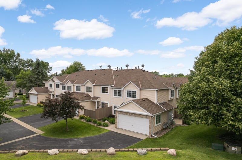 11200 Providence Ln, Eden Prairie, MN 55344