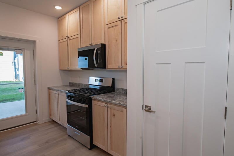 1818 Roberts St, Saint Charles, MN 55972