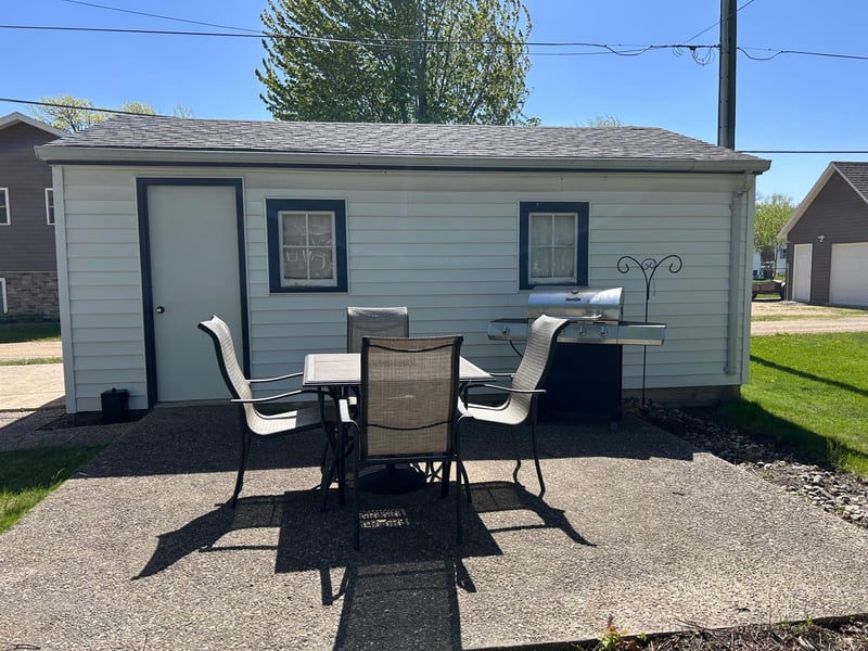 610 Lyon Ave N, Canby, MN 56220