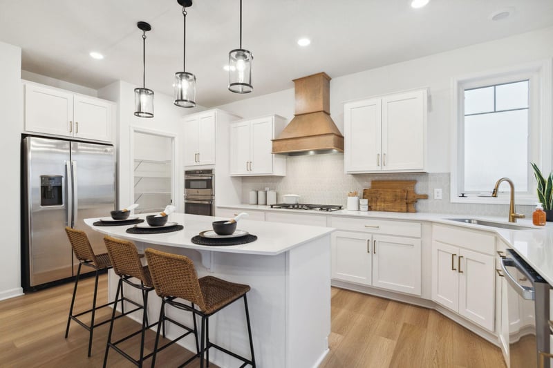 3872 Thrush St, Shakopee, MN 55379