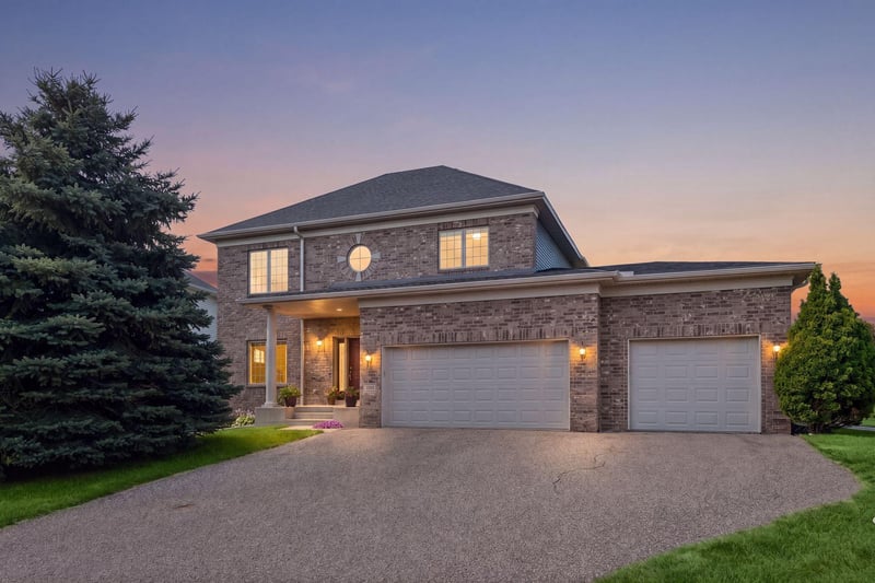 2061 Cobblestone Dr, Cologne, MN 55322
