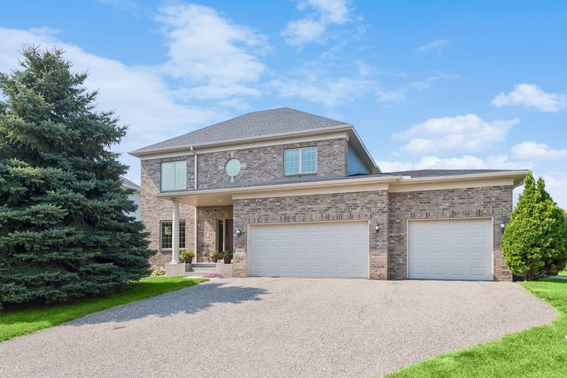 2061 Cobblestone Dr, Cologne, MN 55322
