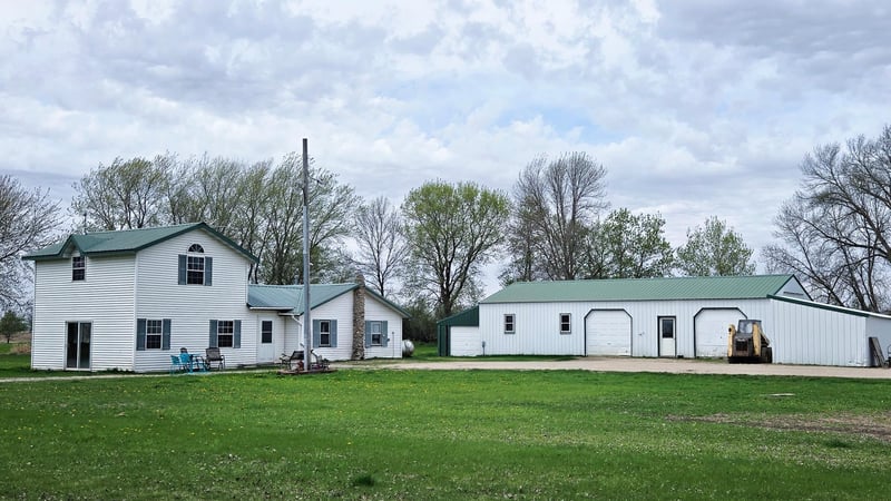 11154 County Road 71 NE, Nelson, MN 56355
