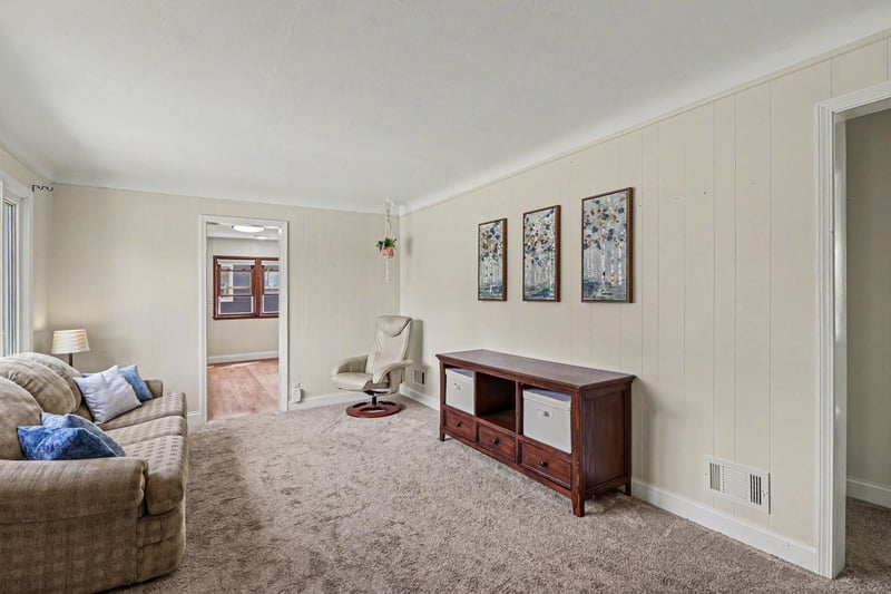 1009 Marshall Ave, Saint Paul Park, MN 55071