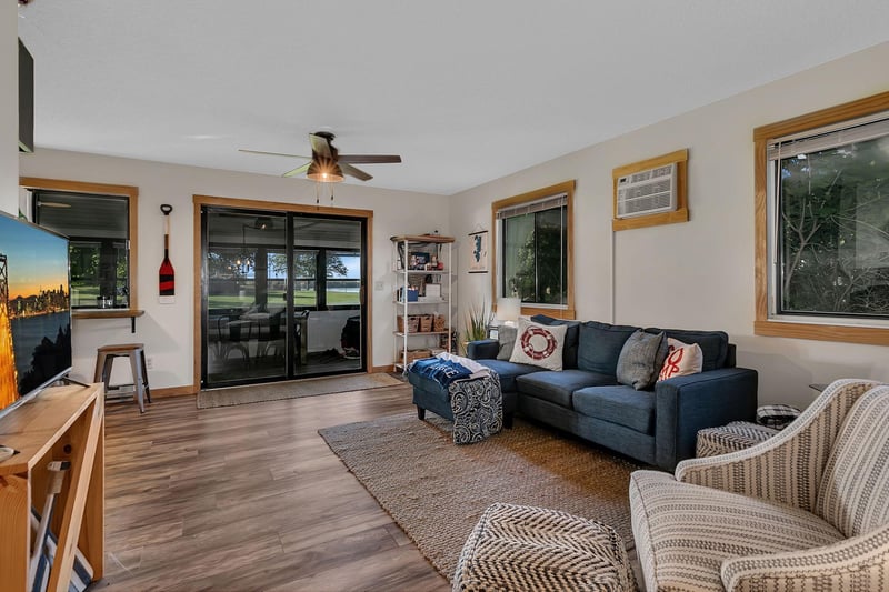 3885 Wahtomin Trl NW, Alexandria, MN 56308