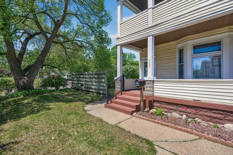 429 Minnehaha Ave E, Saint Paul, MN 55130