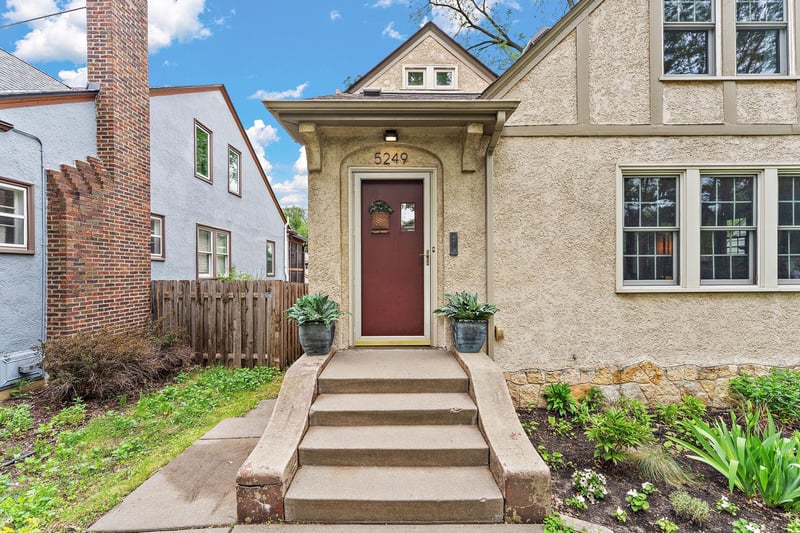 5249 Zenith Ave S, Minneapolis, MN 55410