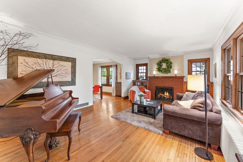 5249 Zenith Ave S, Minneapolis, MN 55410