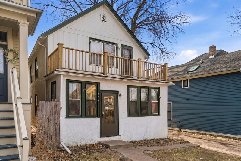 692 4th St E, Saint Paul, MN 55106