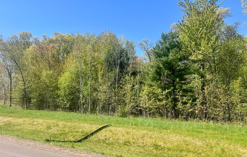 Lot 13 Legacy Dr, Eau Claire, WI 54703