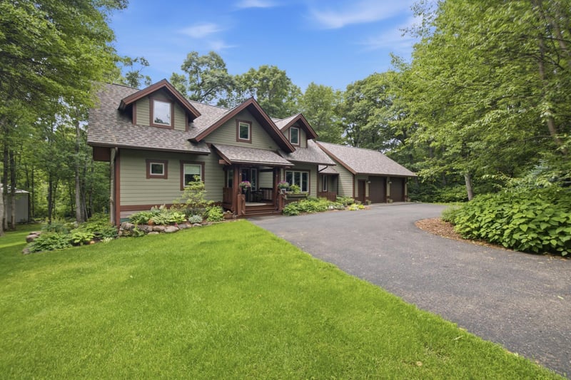 29437 Sioux Dr, Breezy Point, MN 56472