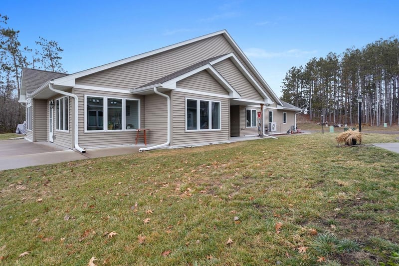 930 Cart Way Ln, Hinckley, MN 55037