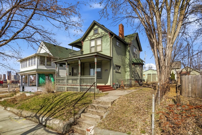 659 Conway St, Saint Paul, MN 55106
