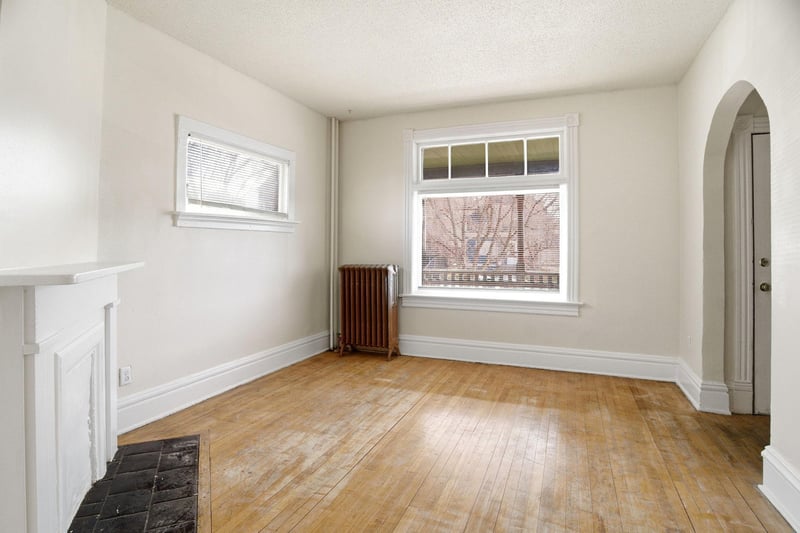 659 Conway St, Saint Paul, MN 55106