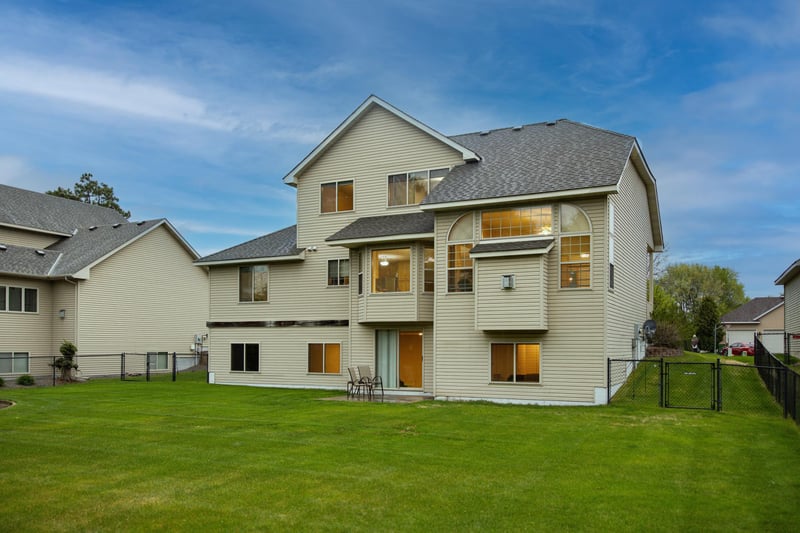 13190 Avocet St NW, Coon Rapids, MN 55448