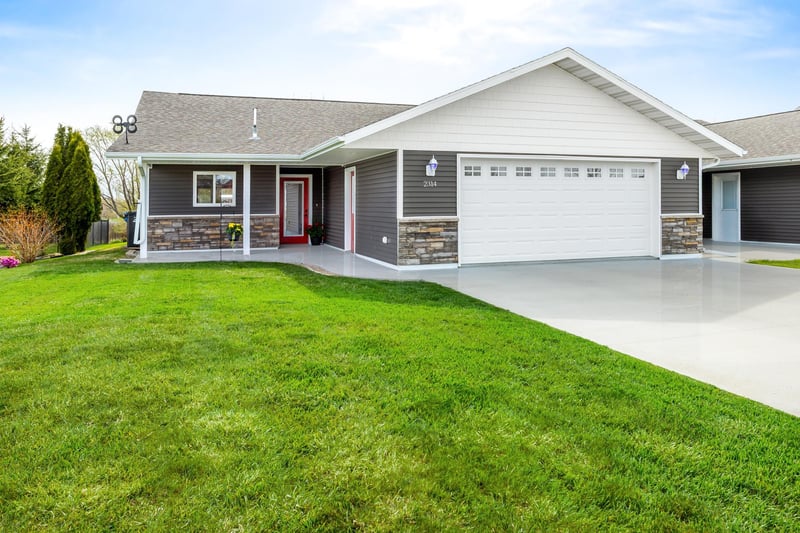 2314 Westgate Dr, Hawley, MN 56549
