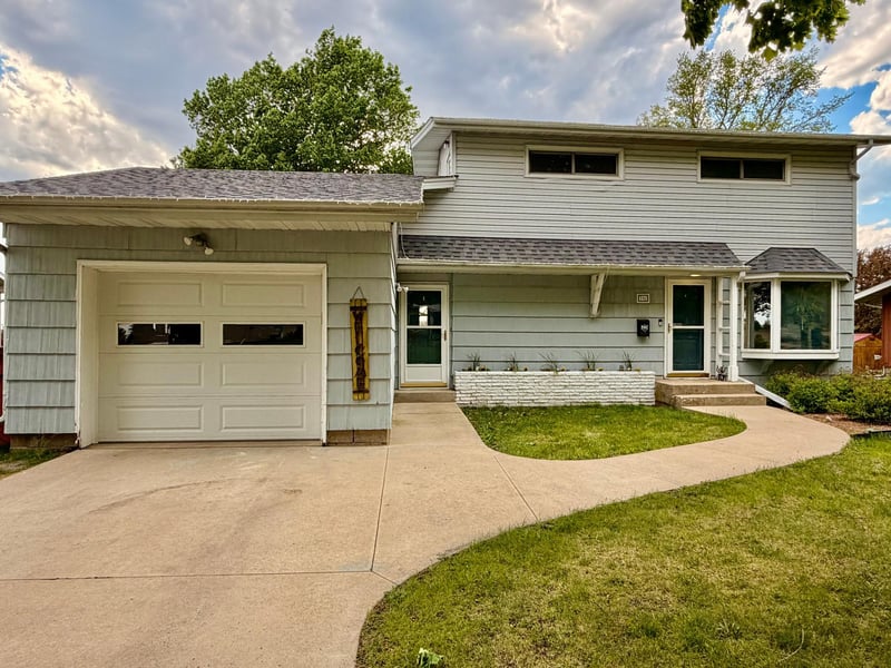 710 Bullis St, Kenyon, MN 55946