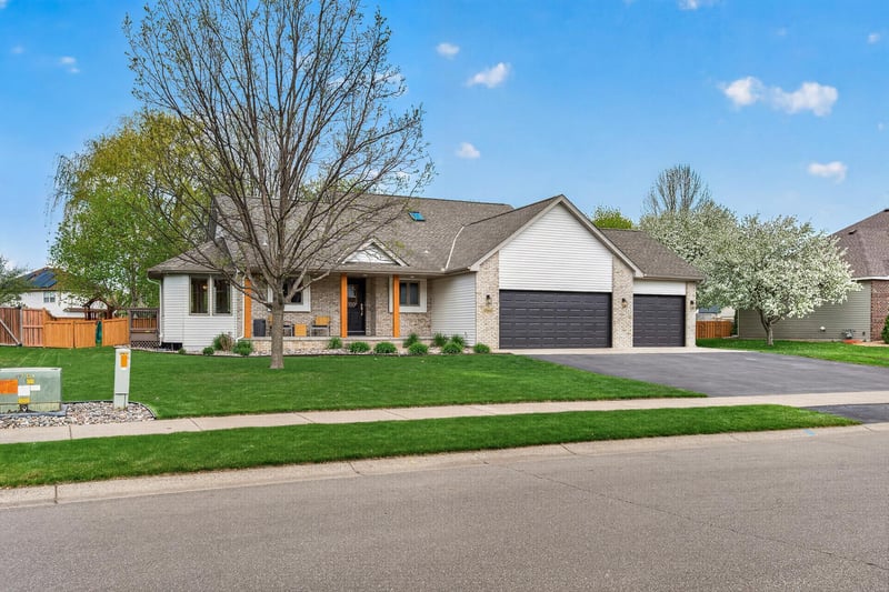 17950 Concord St NW, Elk River, MN 55330