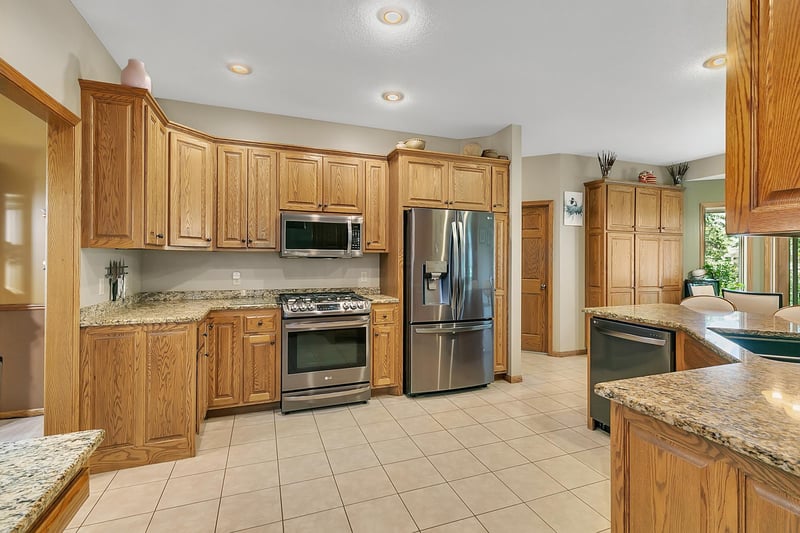 516 16th St N, Sartell, MN 56377
