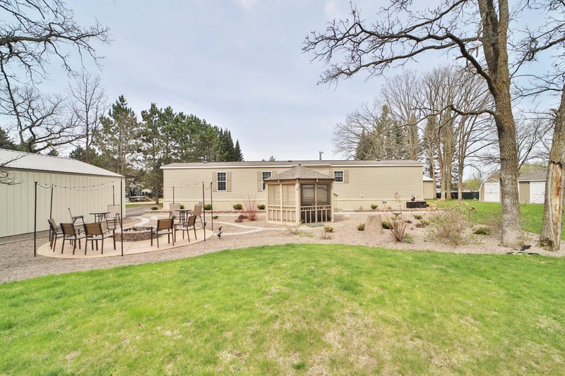 9188 Estate Cir, Brainerd, MN 56401