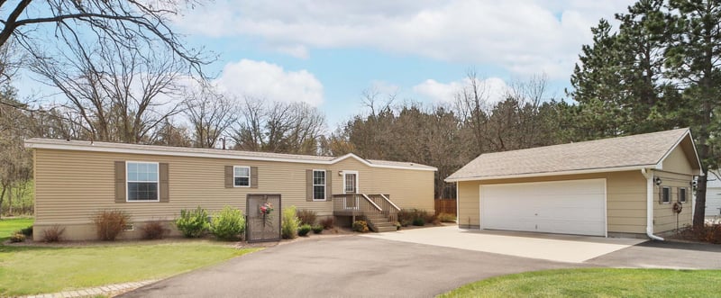 9188 Estate Cir, Brainerd, MN 56401