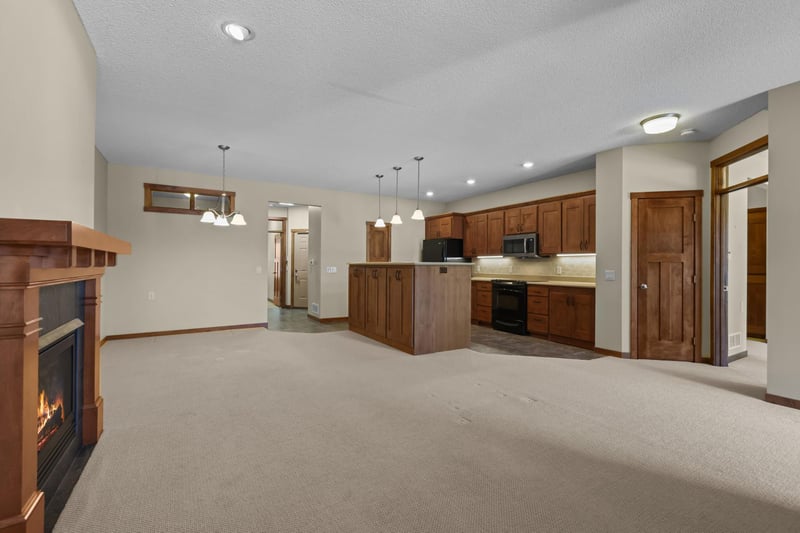 3914 Roosevelt St NE, Saint Anthony, MN 55421