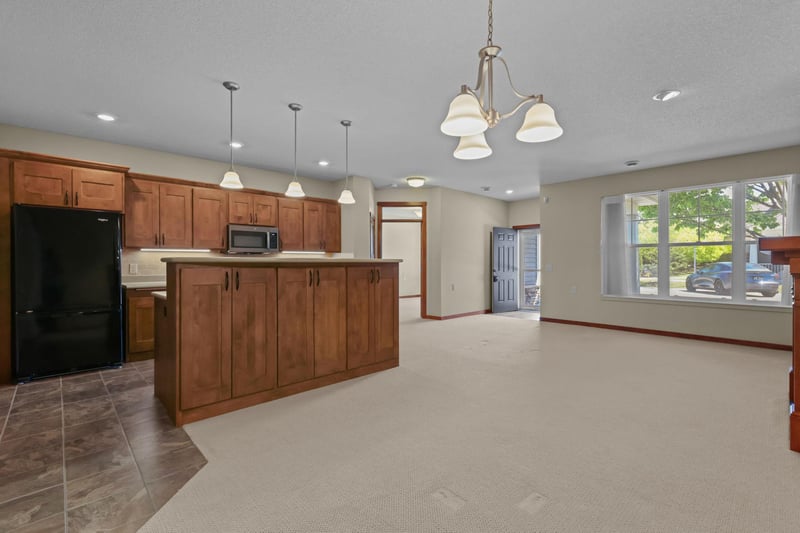 3914 Roosevelt St NE, Saint Anthony, MN 55421
