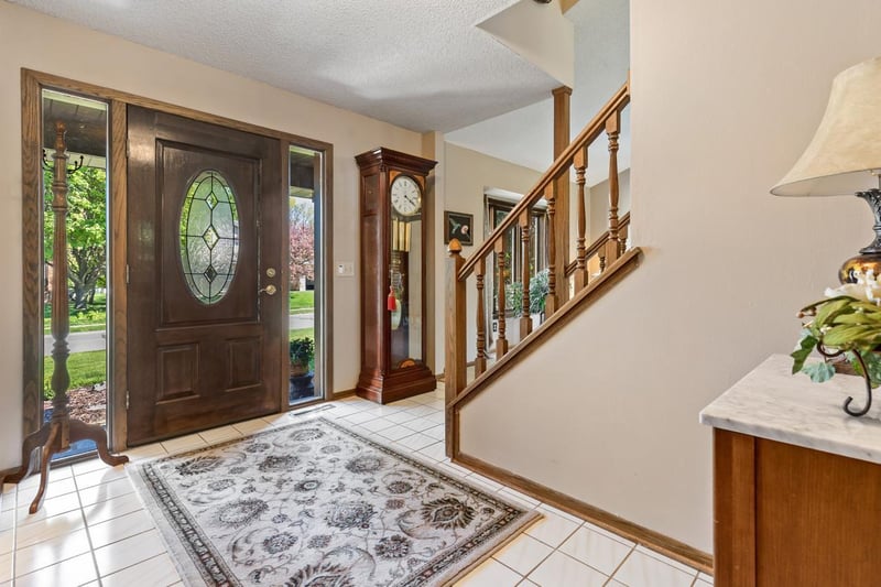 17880 Liv Ln, Eden Prairie, MN 55346
