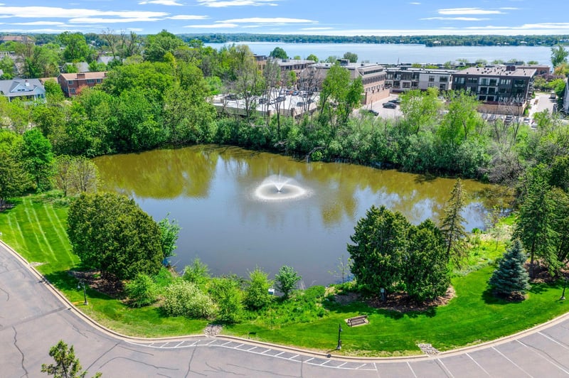 205 Barry #117, Wayzata, MN 55391