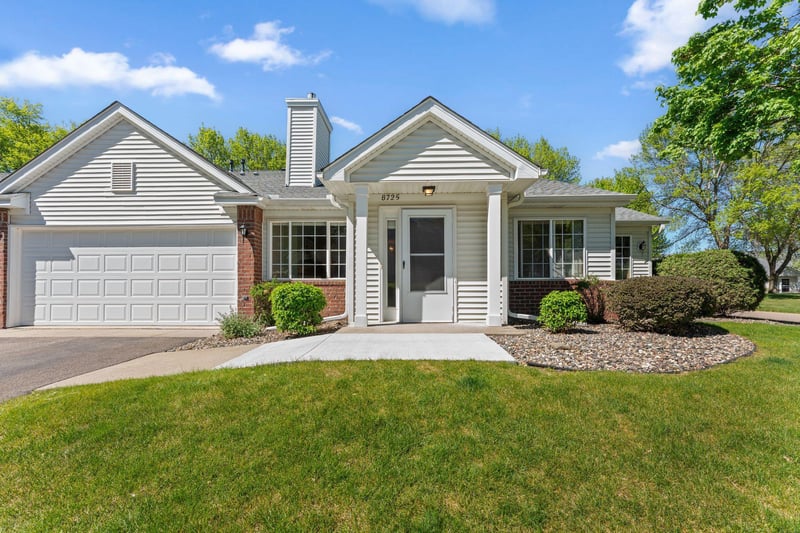 8725 Baxter Way #43, Inver Grove Heights, MN 55076